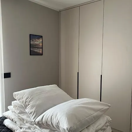 Premium Solaris 109