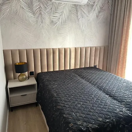 Premium Solaris 109 Apartment
